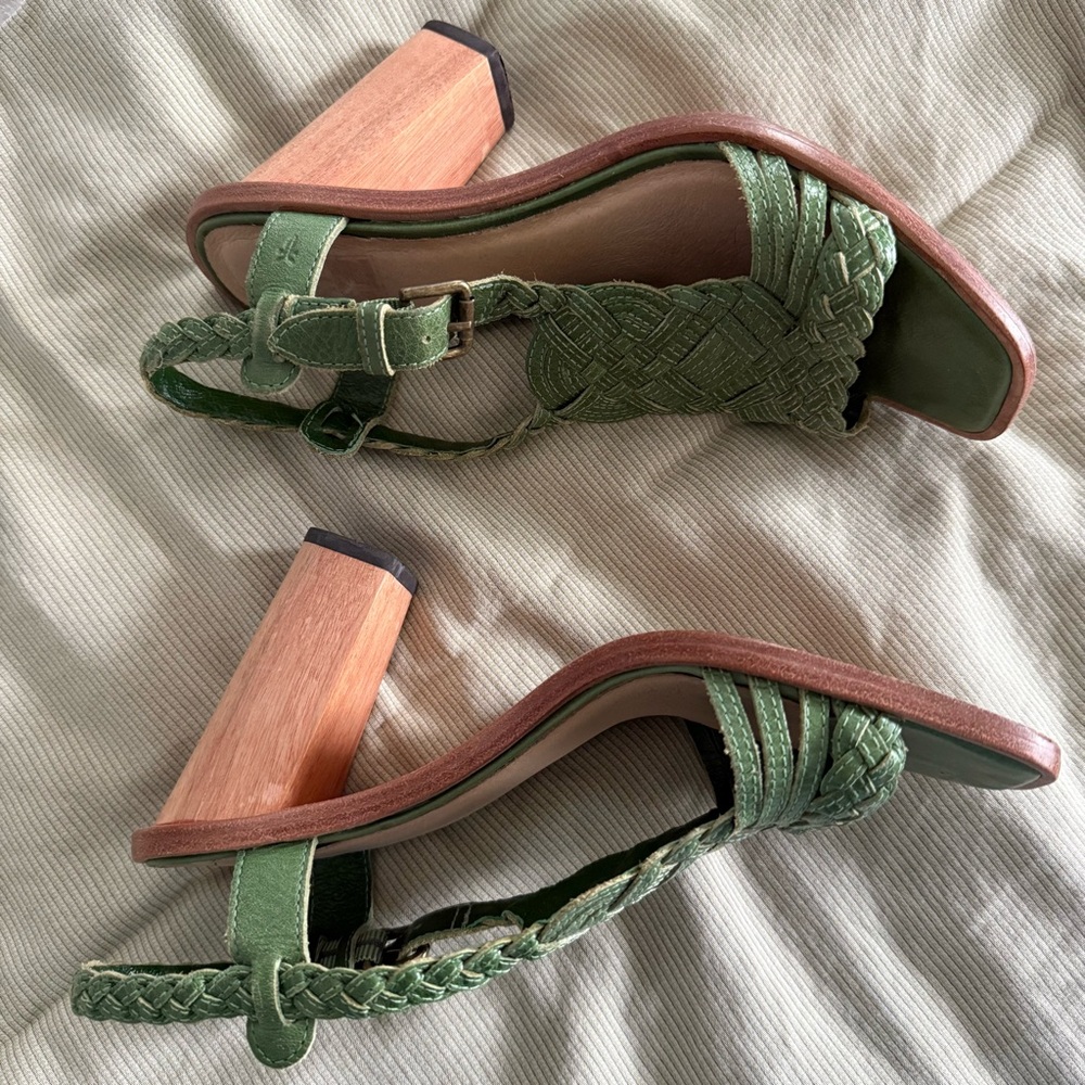 Frye Heels - Green Leather Braided with buckle and thick heel EUC Size 6.5 - Picture 4 of 10
